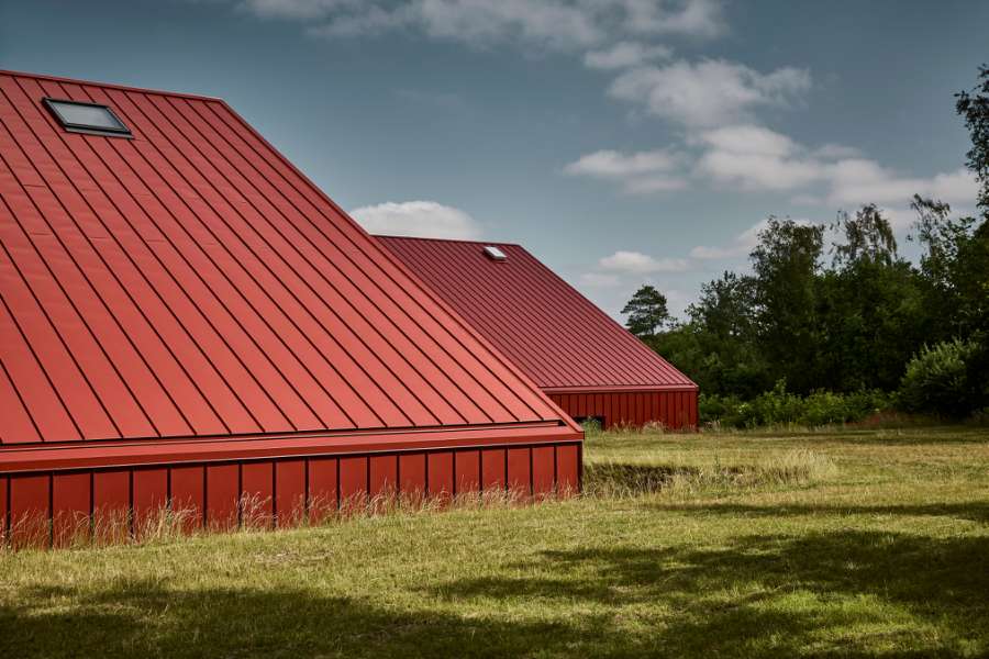 Steel profiles form the framework when space is provided for sports, learning, and play in Vestbjerg, Vestbjerg Idrætshal, Bakmøllevej 280, 9380 Vestbjerg, Denmark